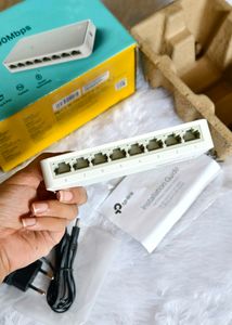 8-Port 10/100Mbps Desktop Switch