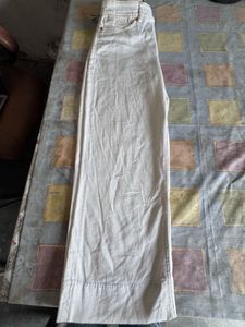 White DRYKORN Jeans