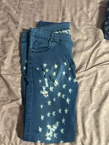 Star Print Distressed Jeans
