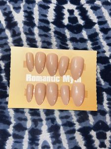 Pack of 3 Nude Press-On Nails
