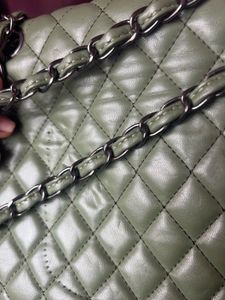 Classic Quilted Chain Shoulder Bag