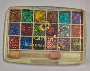 Ranon 18 Color Eyeshadow Palette - Sparkle &amp; Shine