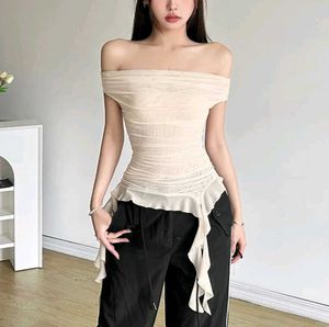 Newme Off-Shoulder Ruffle Top