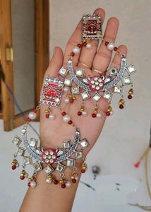 Kundan earrings