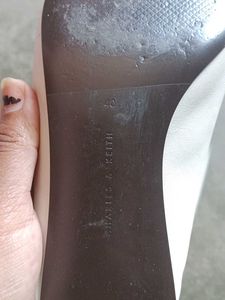 CHARLES &amp; KEITH White pointed toe Mules(40)