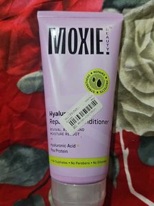 Moxie Beauty Hyaluronic Repair Conditioner