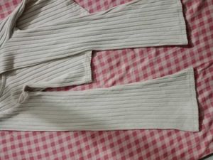 Ribbed Bell Sleeve Cropped Top