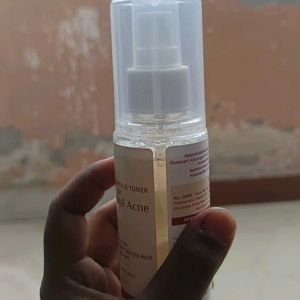 Carmesi Pore-Clarifying Toner for Hormonal Acne
