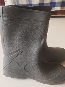 Dull Black GumBoots