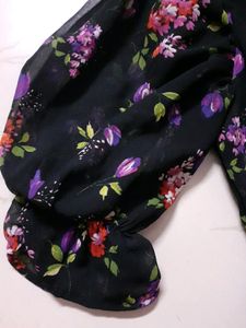 Black Clinched Top