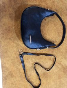 Chic Black Hobo Shoulder Bag