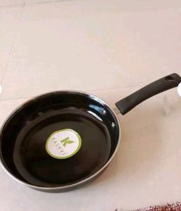Brand New** Fry Pan