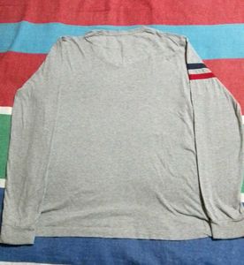 Gray Long Sleeve SweatShirt