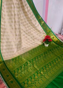 Elegant Cream &amp; Green Silk Sholder bute Saree