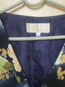 Floral Print Sleeveless Vest