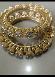 Sparkling Gold Bangle Set