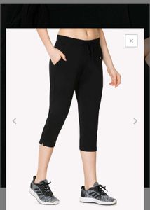 cAPRIs Comfortable Black Lounge Pants