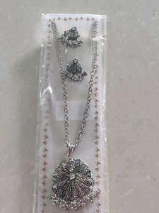 Oxidized Silver Necklace and Earring Set