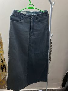Stylish Denim Maxi Skirt
