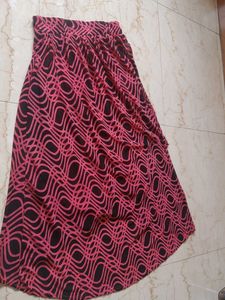 Flowy Pink &amp; Black Abstract Print Skirt