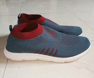 Stylish Blue Slip-On Sneakers