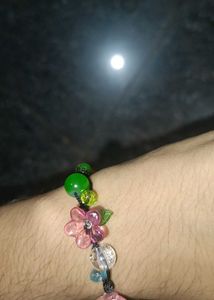 Floral Beaded Bracelet