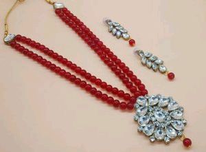 Elegant Red Beaded Necklace Set