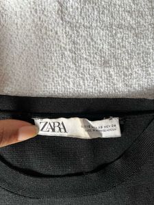 ZARA Black Ribbed Crop Top