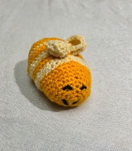 handmade chorchet bee