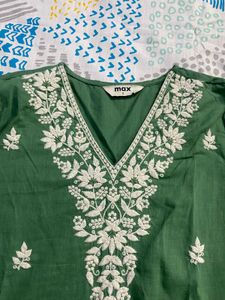 Green Embroidered Kurta