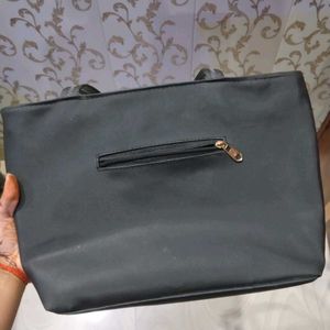Stylish handbag 👜