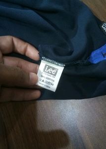 Sale Sale Brand New Tshirt "LEE" Brand