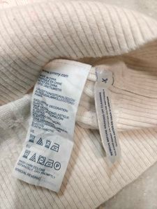 Cream Cable Knit V-Neck Sweater