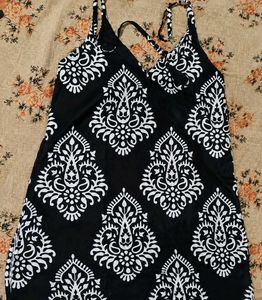 y2kBlack & Cream Boho Halter Neck Top