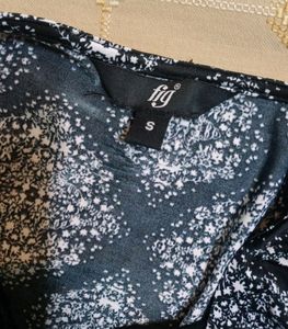 Tops Tees Dresses