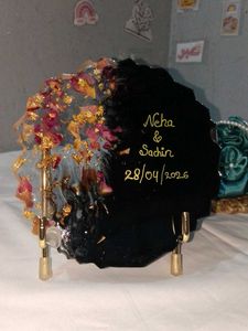 Customized resin couple name plate