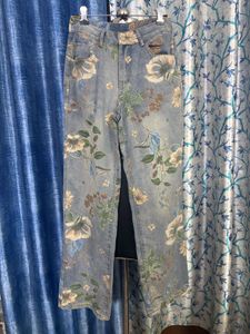 Chic halter top and floral jeans set