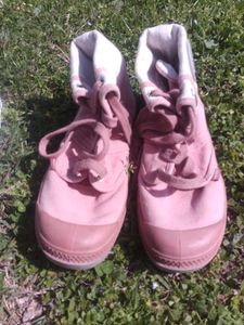 like-new PALLADIUM light-weight cotton canvas boot