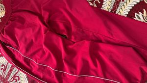 Elegant Red trackpent