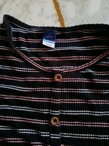 Casual Small To Medium Sized T Shirt