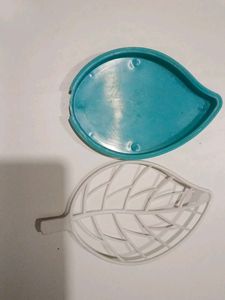 stylish leaf-shaped soap case