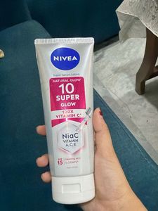 Nivea Super Serum Lotion Natural Glow