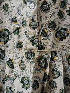 127.Comfortable Printed Nightgown
