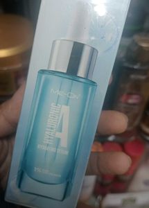 ME-ON Hyaluronic Hydrating Serum