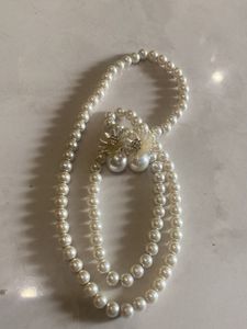 beautiful white pearl jewellery