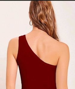 One sholder crop top