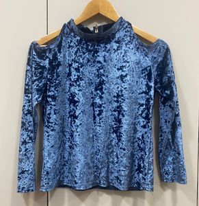 Women’s Blue Velvet Top