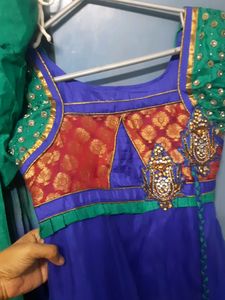 Beautiful Party Wear Kurtha Set