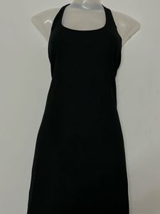 Pintresty Classic Black Halter Neck Maxi Dress
