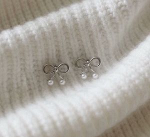 Pinteresty Bow Pearl Earrings